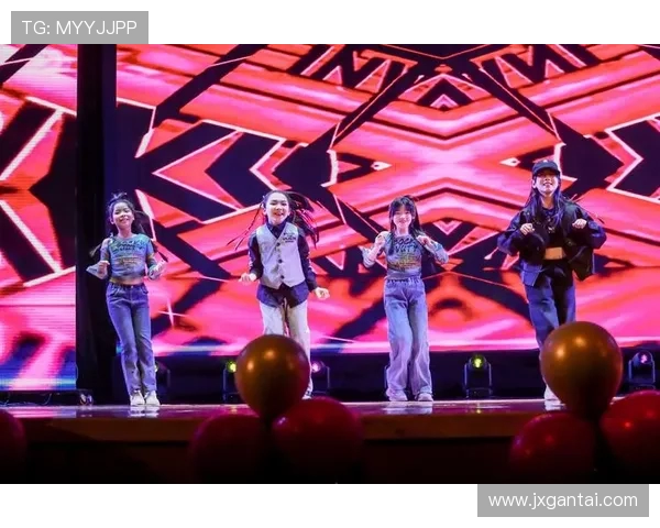 杭州街舞队实力揭秘：聚焦街舞文化与团队风采的完美结合