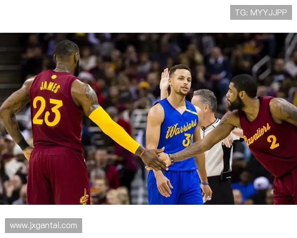 2015年NBA总决赛骑士与勇士第二场激战回顾与精彩瞬间分析