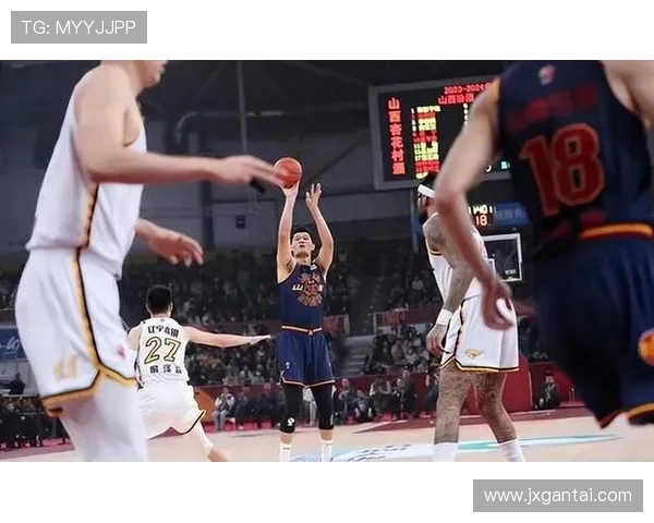 CBA新疆对阵辽宁精彩比分回顾及赛况分析