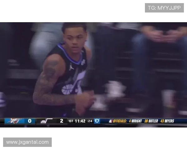 NBA直播爵士对阵雷霆精彩赛事回顾与分析全场亮点尽在其中 NBA直播爵士对阵雷霆精彩赛事回顾与分析全场亮点尽在其中