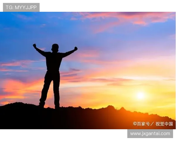 于德豪的成长之路:从平凡到卓越的奋斗故事与人生启示 于德豪的成长之路:从平凡到卓越的奋斗故事与人生启示