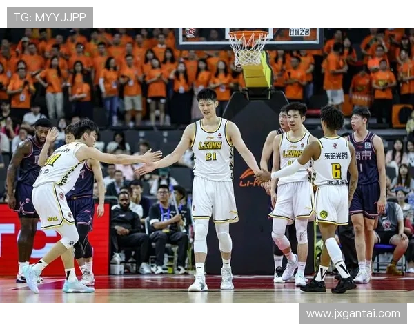 历届CBA江苏队与广东队对决回顾及精彩瞬间分析 历届CBA江苏队与广东队对决回顾及精彩瞬间分析